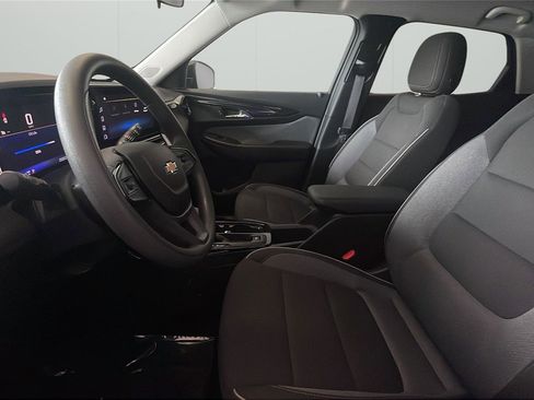 Used 2025 Chevrolet TrailBlazer LT AWD/4WD image 10