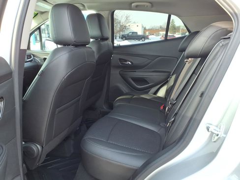 Certified 2022 Buick Encore Preferred w/ Safety Package image 9
