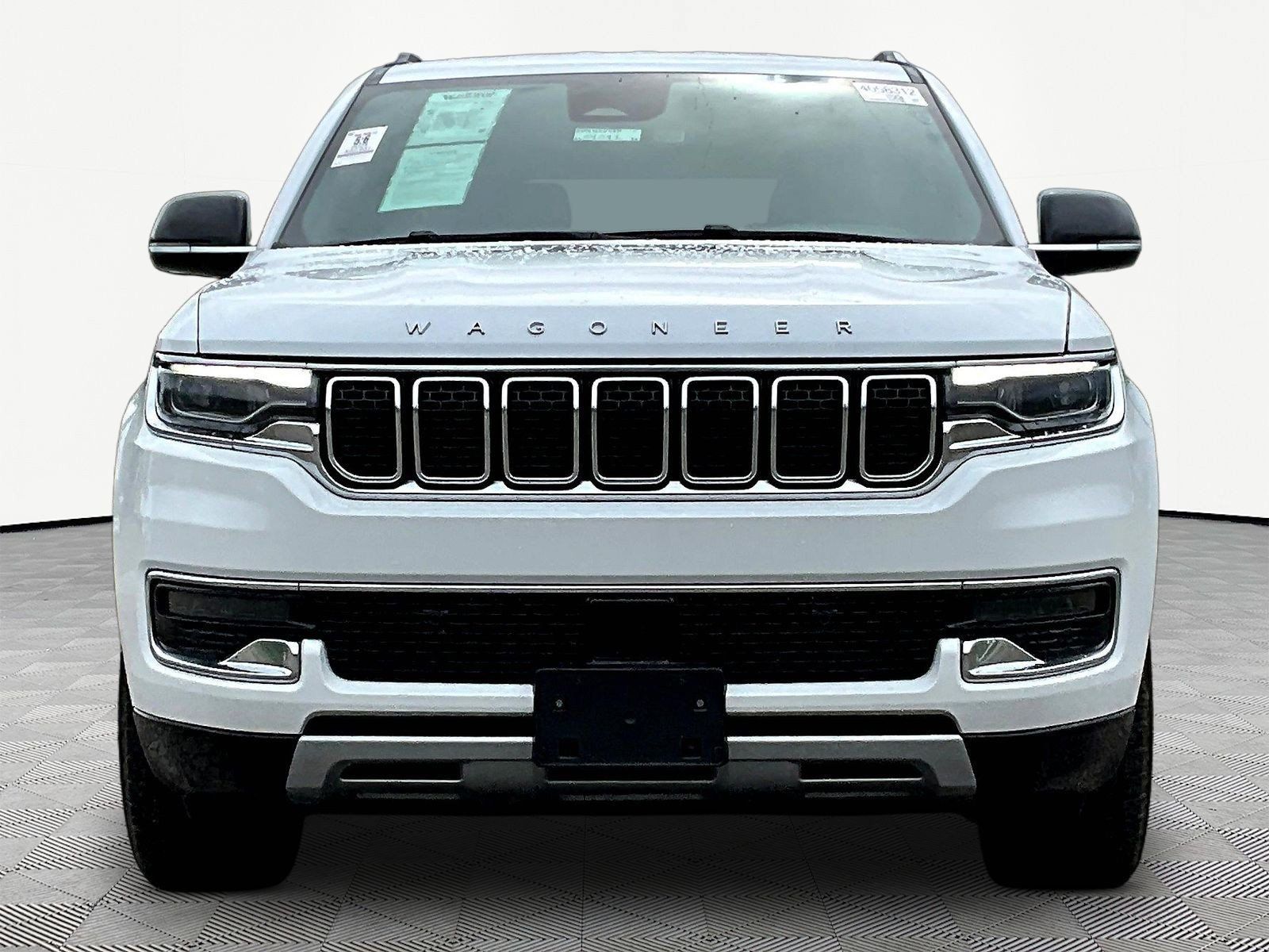 Used 2023 Jeep Wagoneer Series II w/ Flexible Seating Group AWD/4WD image 2