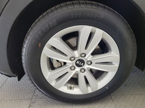 Used 2017 Kia Sportage LX FWD image 31