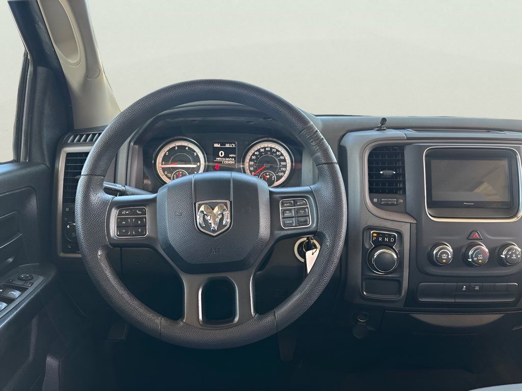 Used 2018 RAM 1500 Express RWD image 4