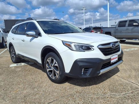 Used 2020 Subaru Outback Touring w/ Popular Package #2 image 2