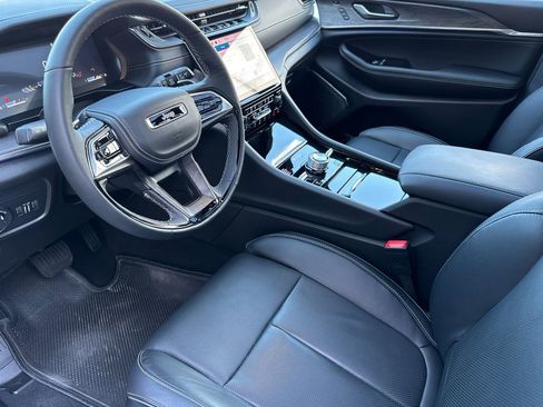 New 2025 Jeep Grand Cherokee Overland w/ Adv Protech Group III image 12