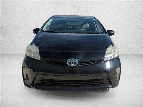 Used 2015 Toyota Prius Two FWD image 2