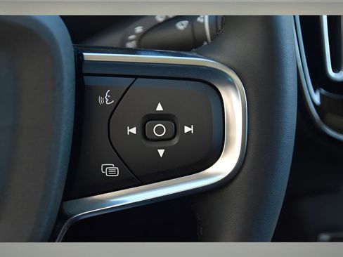 New 2026 Volvo XC40 B5 Plus w/ Protection Package Premier image 34