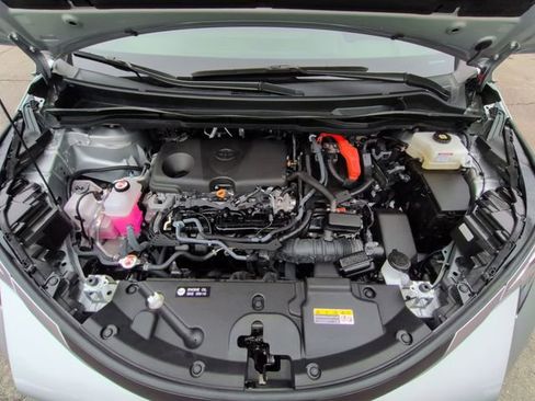 Used 2024 Toyota Sienna Platinum image 30