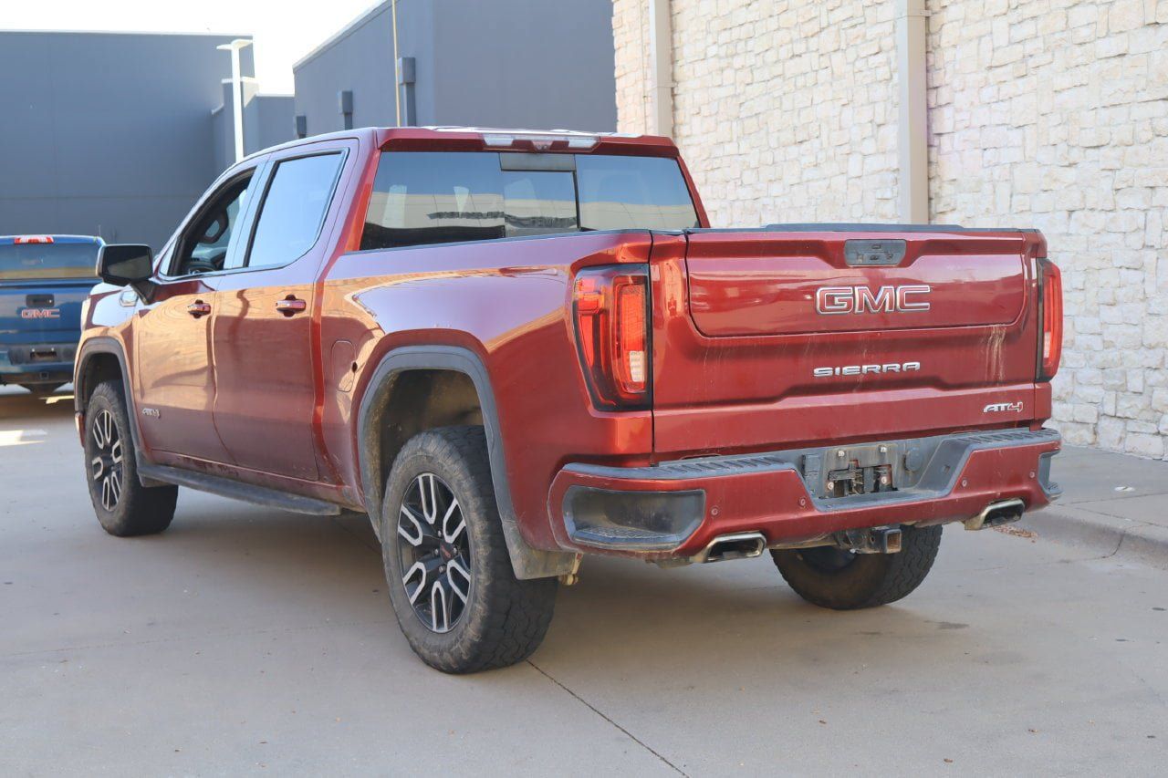 Used 2021 GMC Sierra 1500 AT4 w/ AT4 Premium Package AWD/4WD image 3
