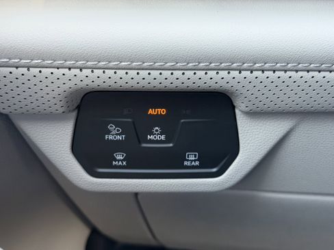 New 2026 Volkswagen Atlas SE image 26