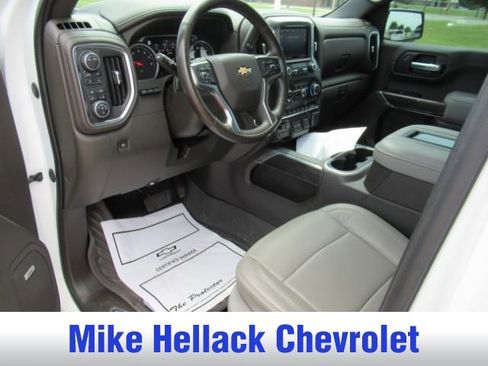 Used 2020 Chevrolet Silverado 1500 LTZ w/ LTZ Premium Package AWD/4WD image 24