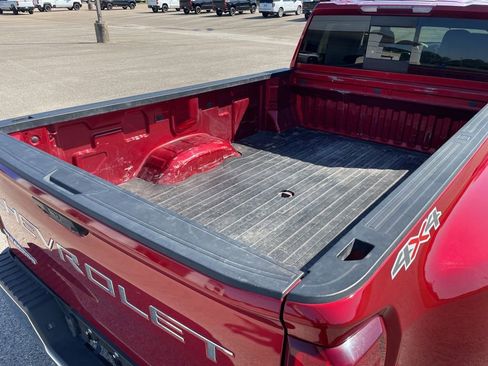 Used 2022 Chevrolet Silverado 3500 LT w/ Convenience Package AWD/4WD image 31