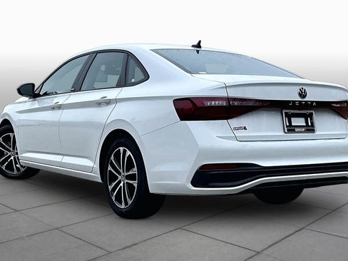 Used 2025 Volkswagen Jetta Sport FWD image 12