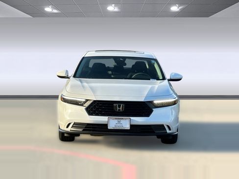 Certified 2023 Honda Accord EX image 6