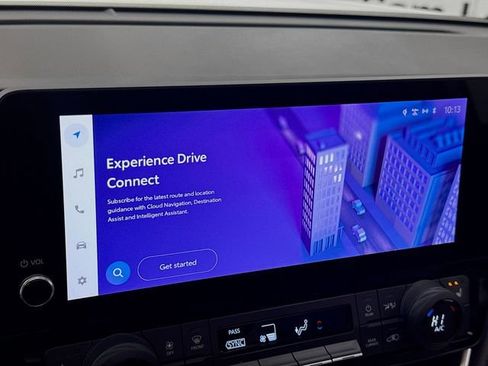 Used 2024 Toyota Grand Highlander XLE image 13