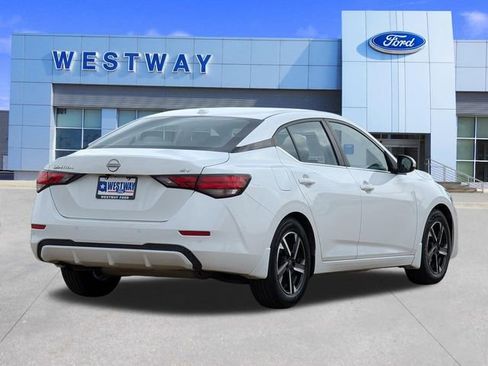 Used 2024 Nissan Sentra SV w/ Trunk Package image 3