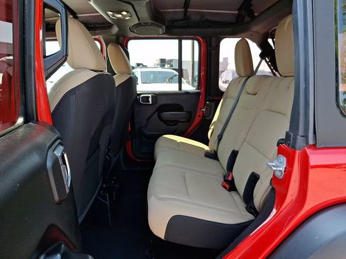 Used 2021 Jeep Wrangler Unlimited Sport AWD/4WD image 10