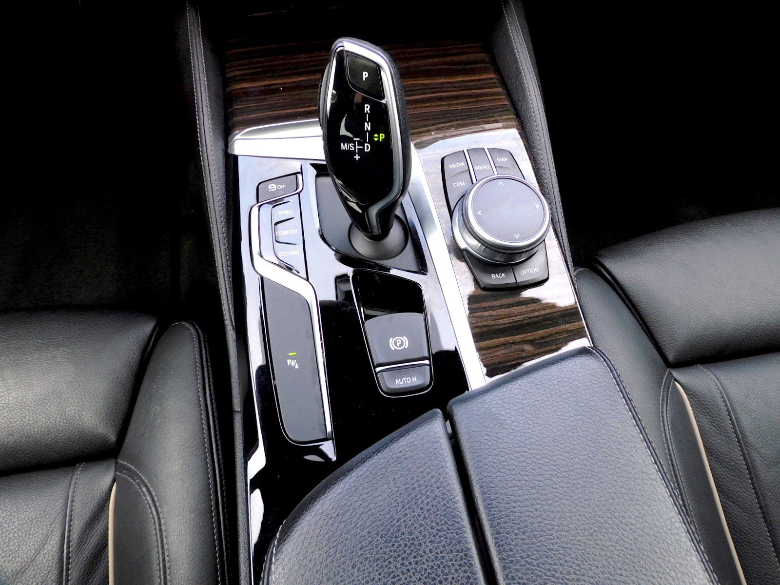 Used 2020 BMW 540i xDrive w/ M Sport Package AWD/4WD image 12