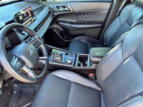 Used 2024 Mitsubishi Outlander SEL image 19