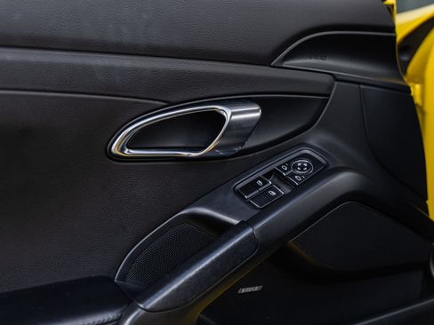 Used 2014 Porsche Boxster S RWD image 25