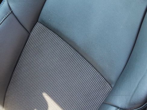 Used 2018 Toyota Corolla SE w/ Carpet Mat Package (TMS) FWD image 25