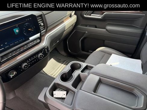 Used 2024 Chevrolet Silverado 1500 LT AWD/4WD image 26