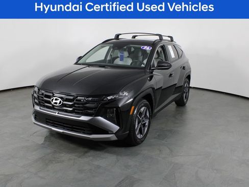 Used 2026 Hyundai Tucson SEL FWD image 2