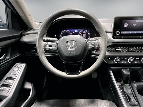 Used 2024 Honda Accord EX image 10