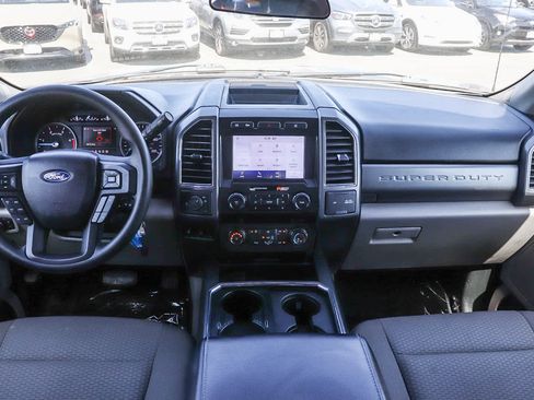 Used 2020 Ford F250 XLT w/ XLT Premium Package RWD image 16