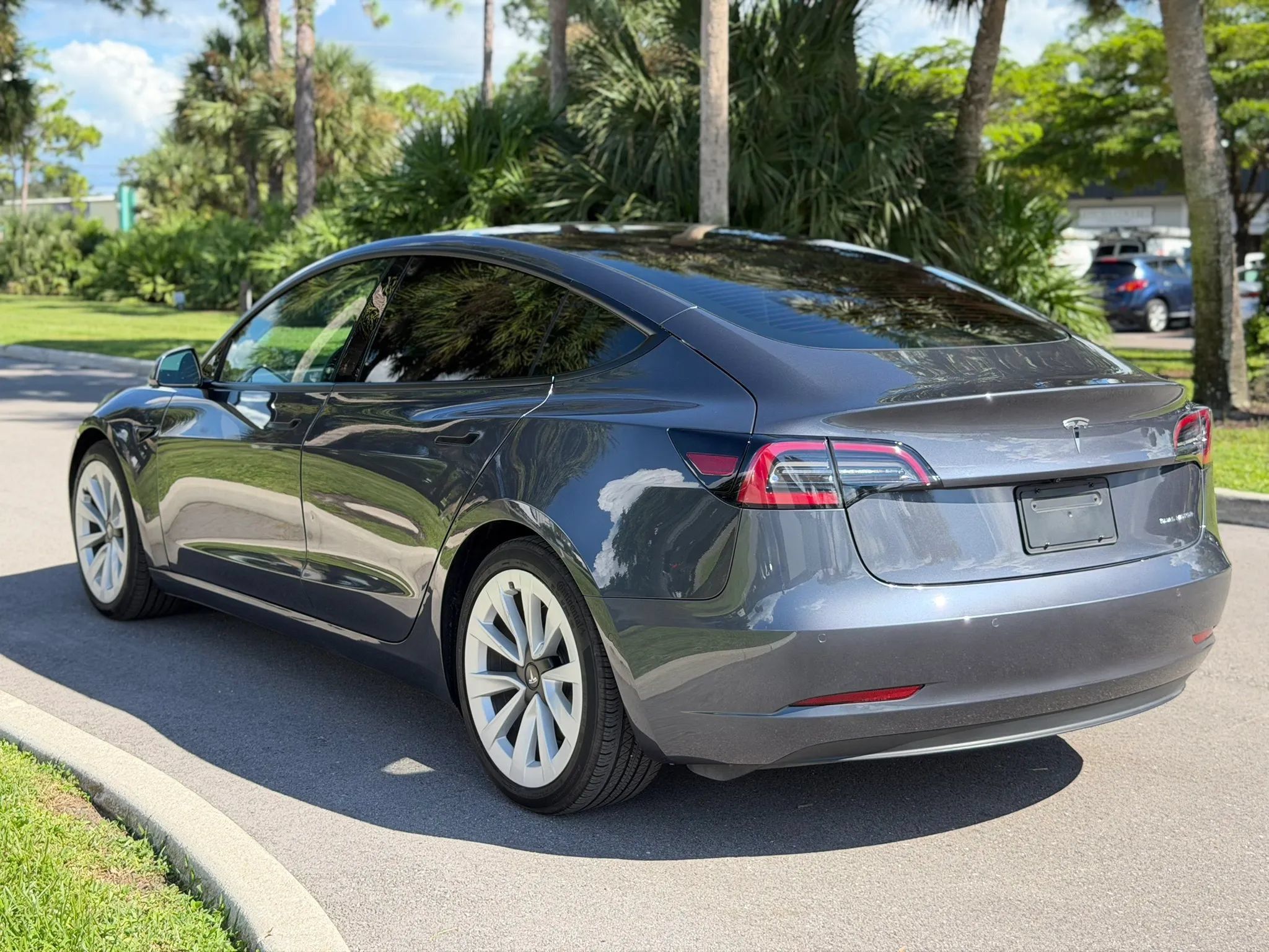 Used 2021 Tesla Model 3 Long Range AWD/4WD image 6