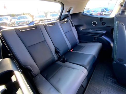 Used 2023 Subaru Ascent Onyx Edition Limited image 16