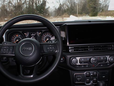 New 2026 Jeep Wrangler Unlimited Sport image 16