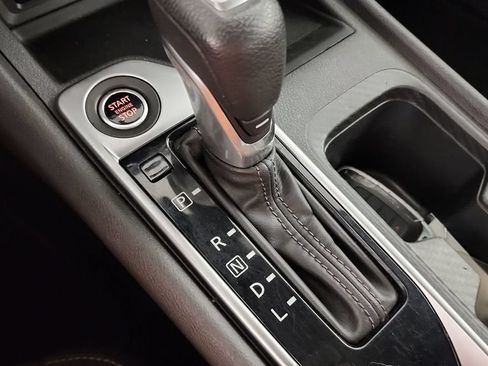 Used 2024 Nissan Sentra SV FWD image 22