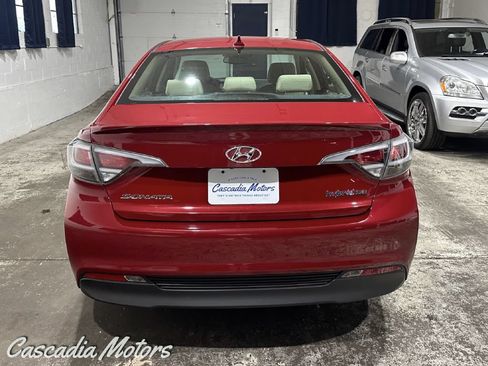 Used 2016 Hyundai Sonata SE FWD image 6