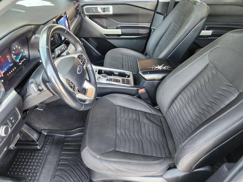 Used 2020 Ford Explorer XLT RWD image 15