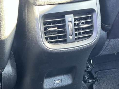 Used 2022 Kia Forte GT-Line w/ GT-Line Premium Package image 17