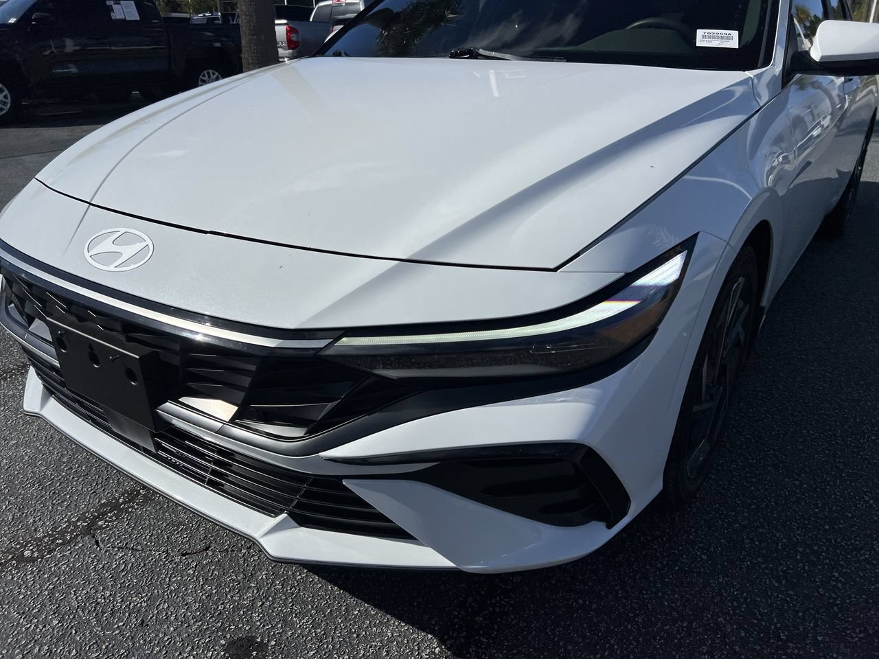 Used 2024 Hyundai Elantra SEL w/ Convenience Package FWD image 6