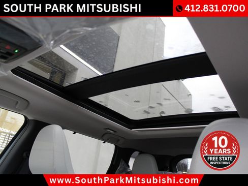 New 2026 Mitsubishi Outlander SEL image 24