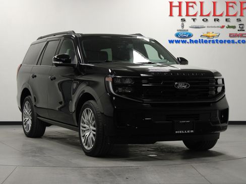 Used 2025 Ford Expedition Platinum w/ Stealth Performance Package image 1