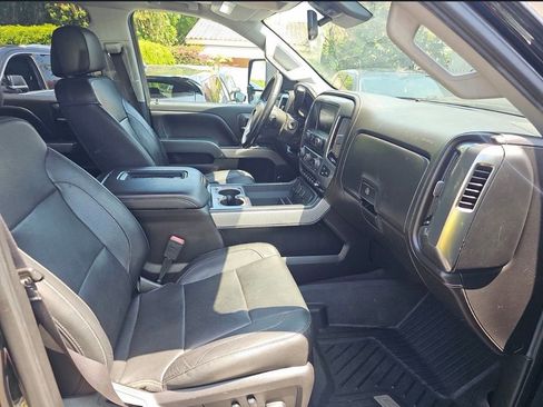 Used 2019 Chevrolet Silverado 2500 LTZ w/ Duramax Plus Package AWD/4WD image 8