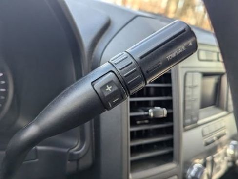 Used 2017 Ford F550 2WD Regular Cab Super Duty image 28