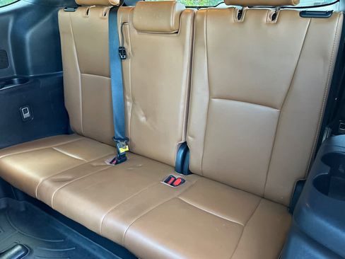 Used 2021 Toyota Highlander Platinum image 15