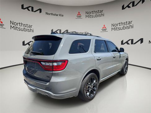 Used 2023 Dodge Durango R/T AWD/4WD image 7