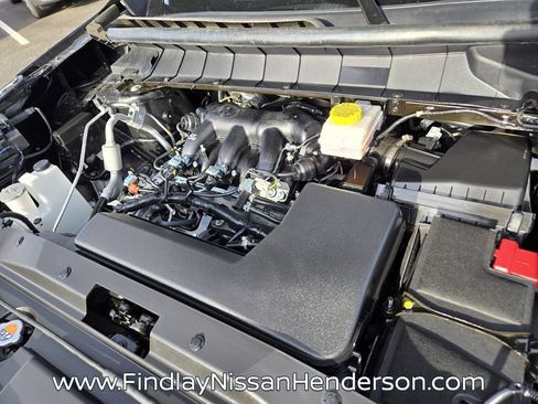Used 2026 Nissan Pathfinder SV FWD image 20