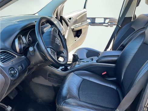 Used 2017 Dodge Journey Crossroad FWD image 16