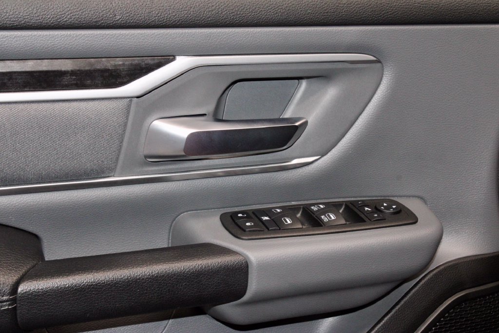 Used 2023 RAM 1500 Big Horn AWD/4WD image 23