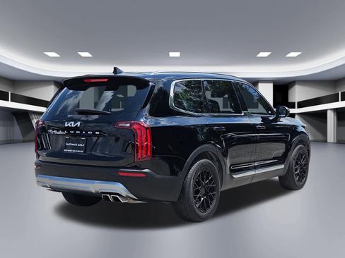 Used 2022 Kia Telluride EX FWD image 5