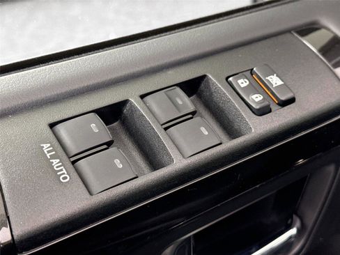 Certified 2024 Toyota 4Runner TRD Off-Road Premium w/ Moonroof Package image 29