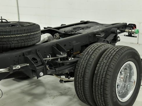 Used 2023 RAM 3500 Tradesman image 5