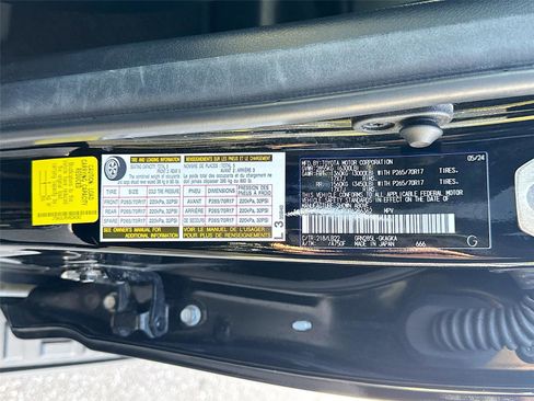 Used 2024 Toyota 4Runner SR5 Premium image 32