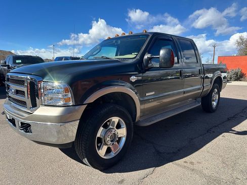 Used 2006 Ford F250 Lariat image 3