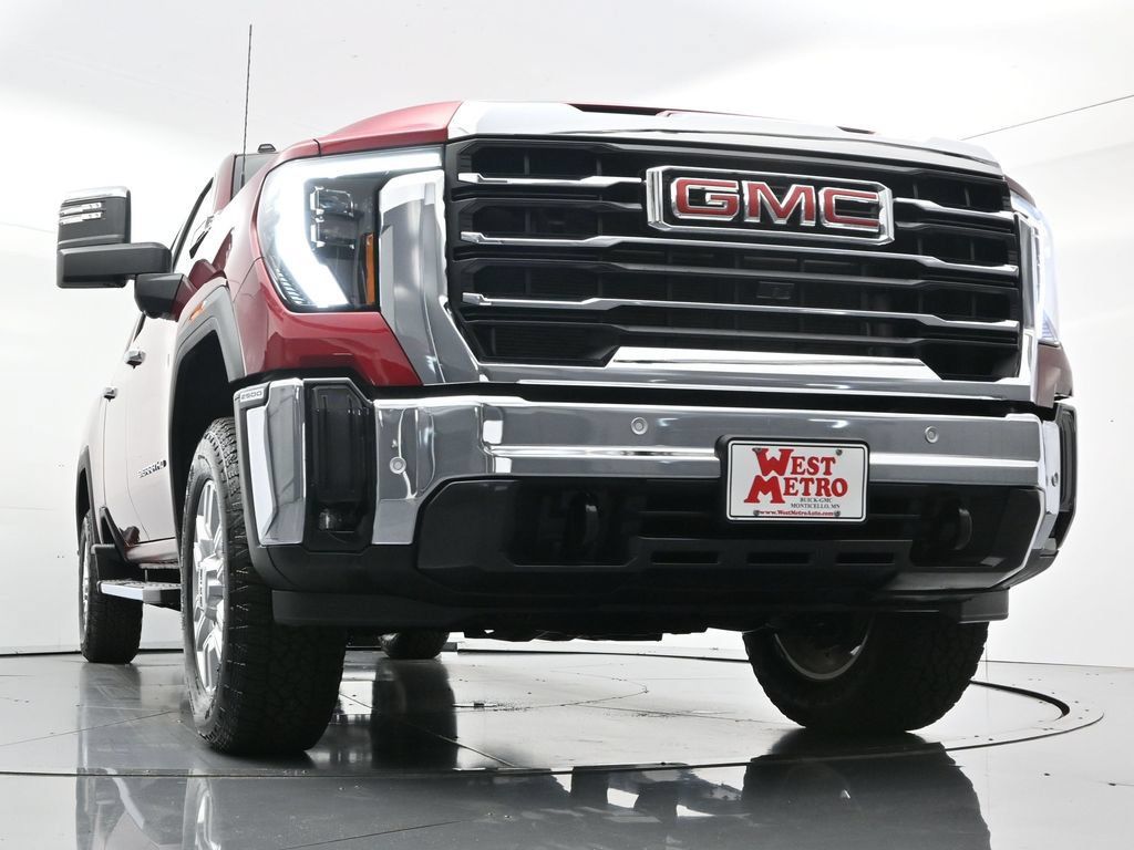 Used 2024 GMC Sierra 2500 SLT w/ SLT Premium Package AWD/4WD image 29